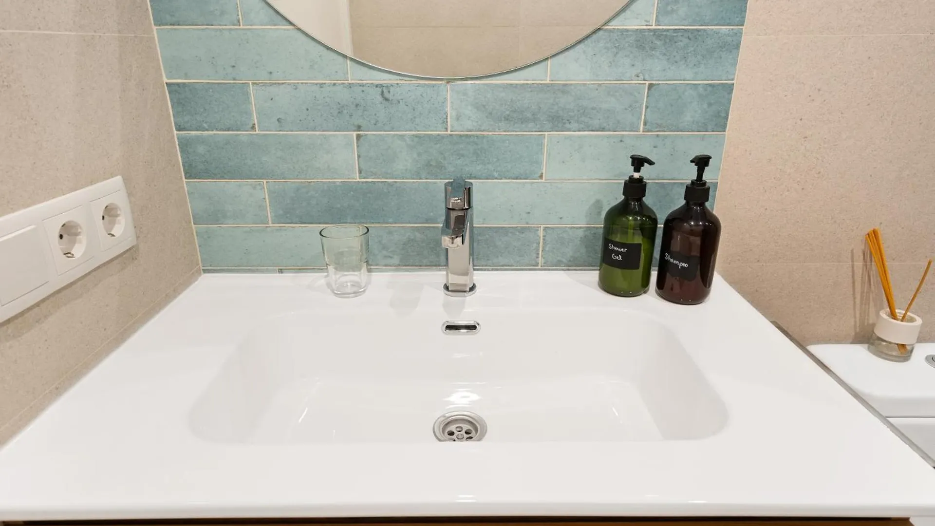 Lodging Apartments Beach Studio 22 Barcellona
